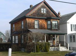 15 Harrison Ave, Newport, RI 02840
