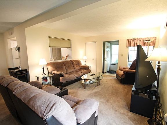 2nd image of 7983 Puritan Dr APT A