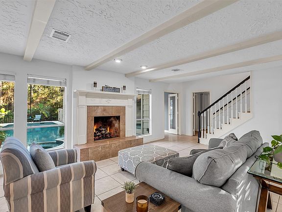 4th image of 24102 Northcrest Dr