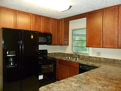 4th image of 744 Woodvalley Way