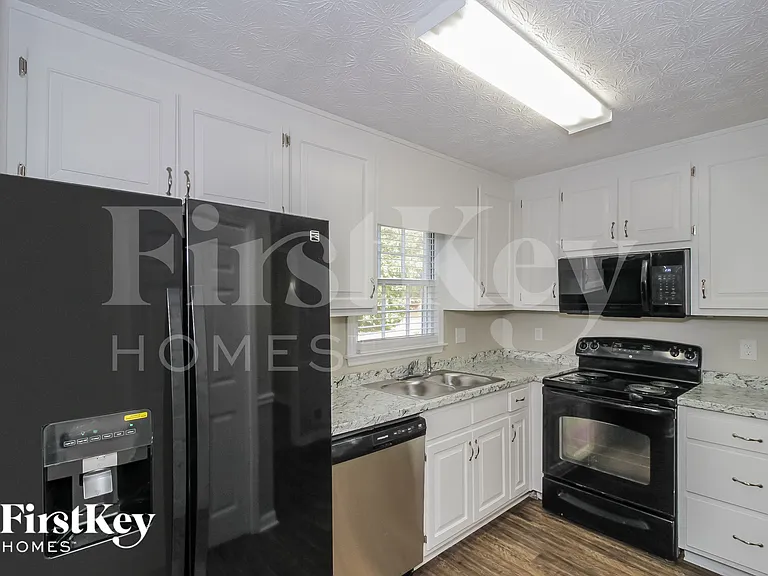 4740 Govanett Rd — Photo 9