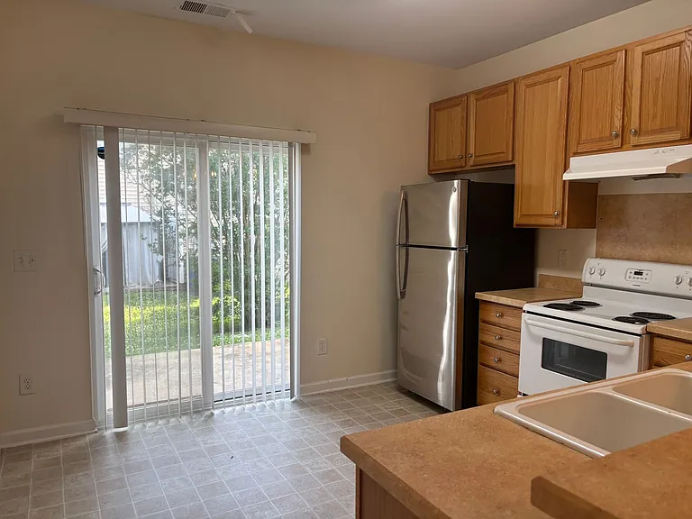 8708 Twined Creek Ln — Photo 5