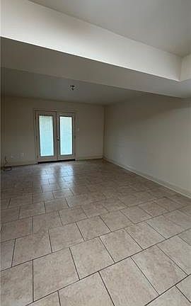 3rd image of 52 Brandon Hall Dr APT A