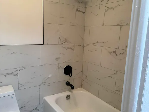 734 Madison Street image 3 of 9