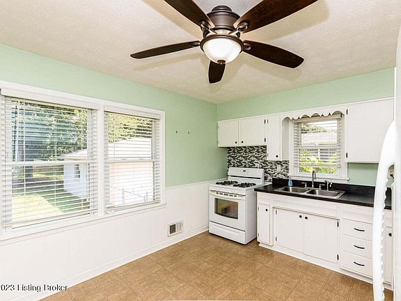 5th image of 10225 Dodge Ln