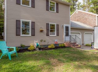 34 Flagstone Pl, Bridgewater, MA 02324
