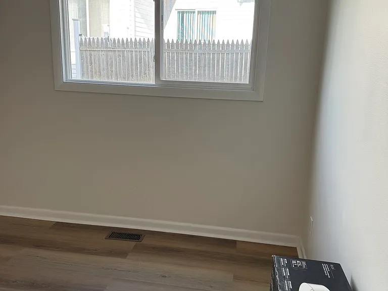 22 Mills St #1 — Photo 7
