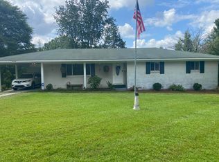 904 Willow Rd, Fulton, MS 38843