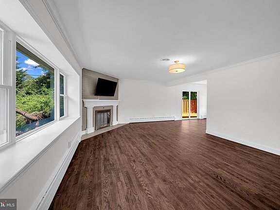 5th image of 7 Malaga Dr