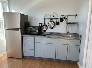 417 Main St #3C, Holyoke, MA 01040