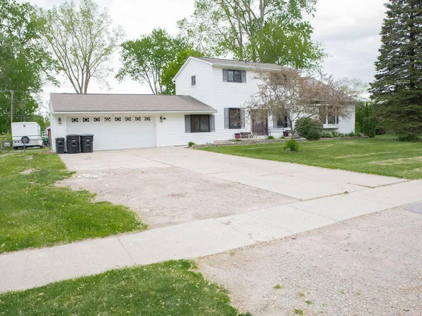 19610 Brentwood St, Livonia, MI 48152