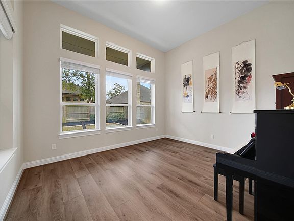 3rd image of 12014 Parsifal Creek Rd
