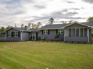 1758 Easons Bluff Rd, Baxley, GA 31513