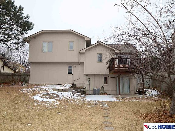 4th image of 2933 S 159th Cir