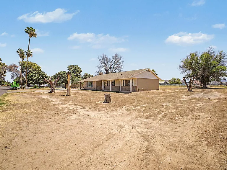 5133 W McNeil St — Photo 36