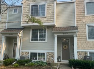 1706 Middlebury Dr, Aurora, IL 60503