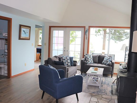 All spaces are fully furnished, including living space