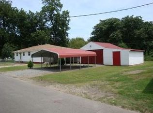 214 N 2nd St, Augusta, AR 72006