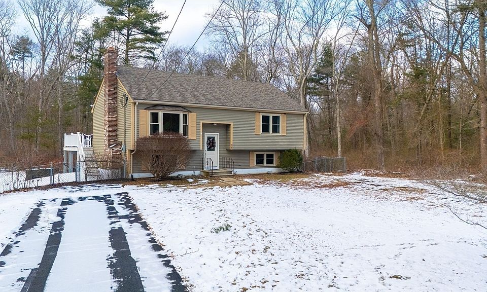 1st image of 26 Barrows Ct