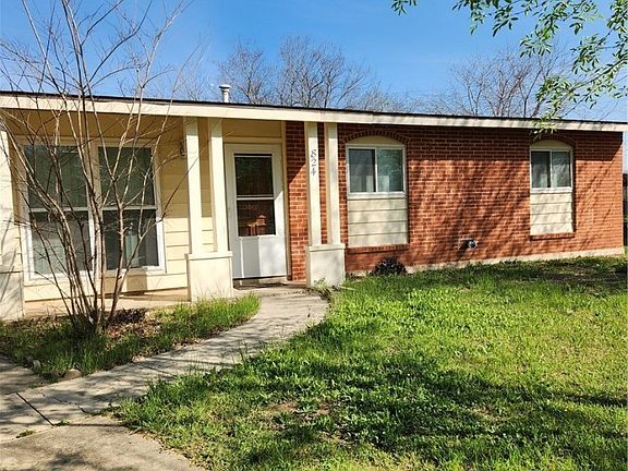 2nd image of 824 Brooks Ave