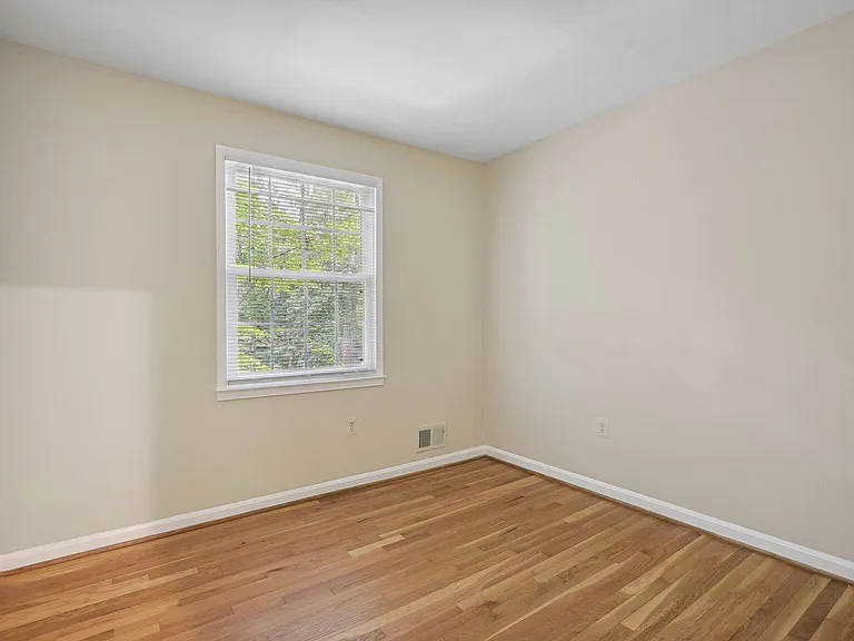 1510 Chatham Colony Ct — Photo 14