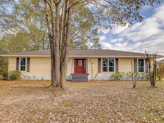 1012 Slocum Rd, Calhoun, LA 71225