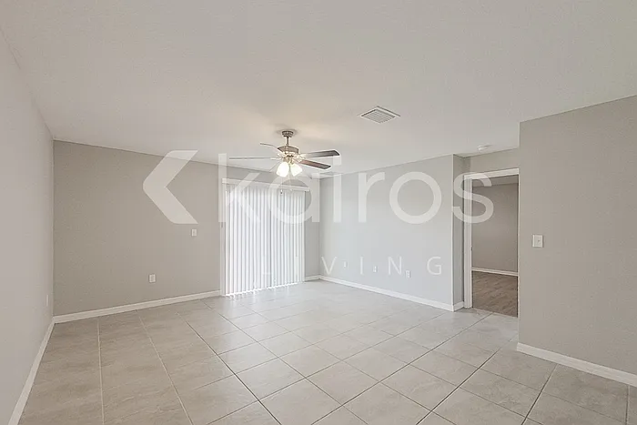 5 bed, 3.5 bath, 2243 sqft, $2,425 — Photo 4