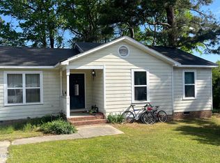 616 Bladestone Ct, Apex, NC 27502