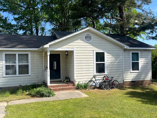 616 Bladestone Ct, Apex, NC 27502