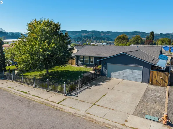 3196 Midway Rd, Hood River, OR 97031