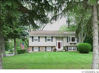 30 Marr Dr, Pittsford, NY 14534