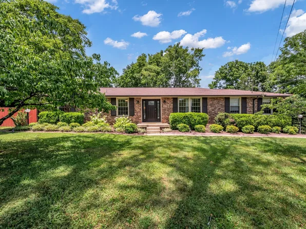 103 Homestead Ct, Hendersonville, TN 37075