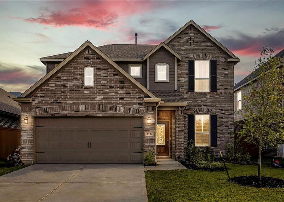 1st image of 32619 Harvest Valley Dr