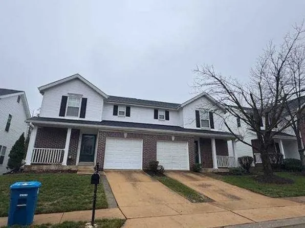 1165 Big Bend Crossing Dr, Valley Park, MO 63088