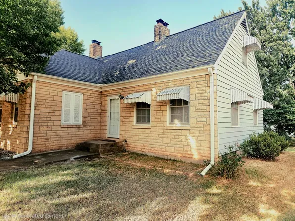516 S 8th St, Kiowa, KS 67070