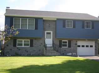 44 N Old Stonehouse Rd, Carlisle, PA 17015