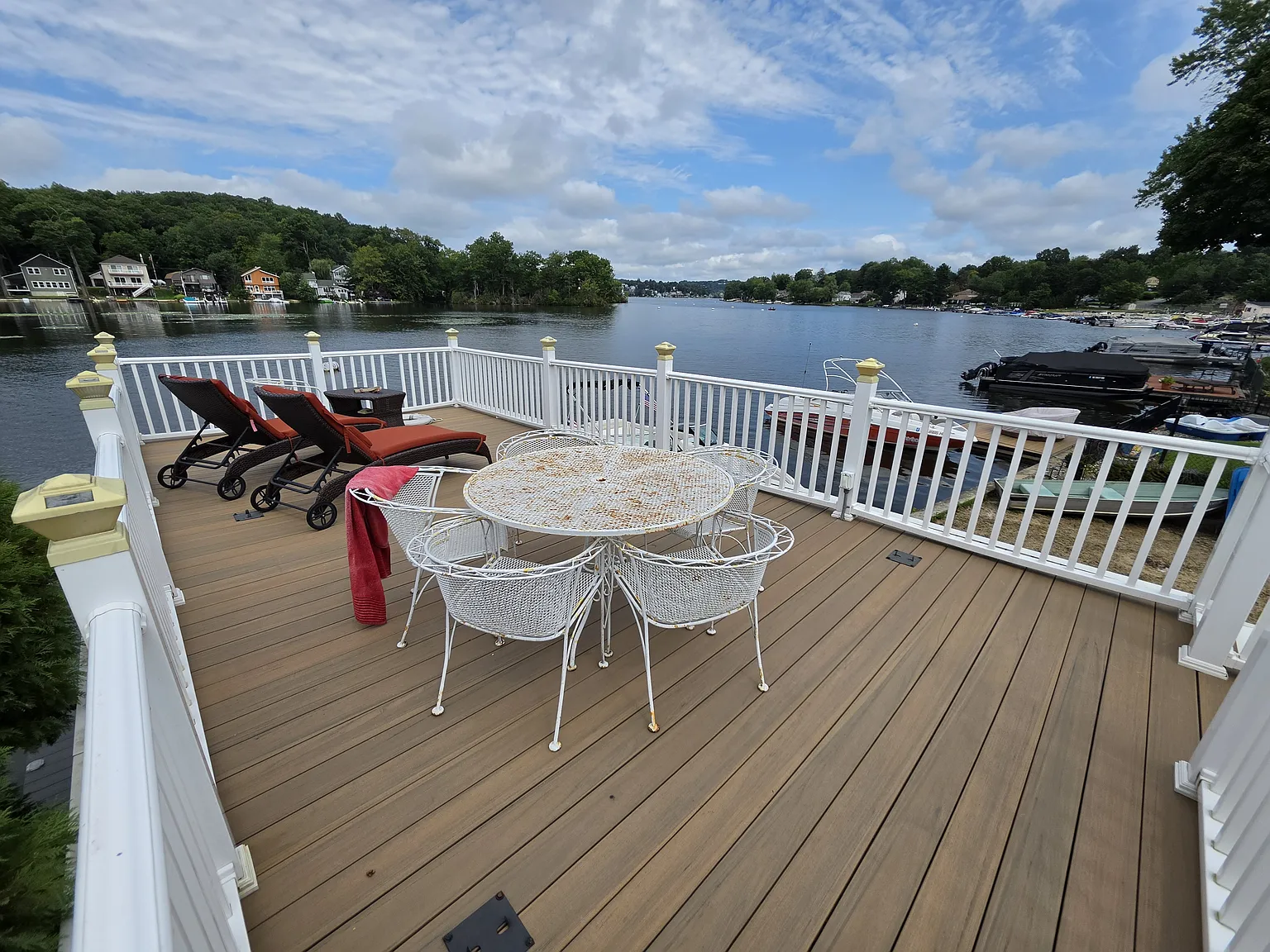 5 bed, 2700 sqft, $6,100 — Photo 1
