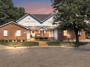 109 Walnut Park Dr, Sedalia, MO 65301