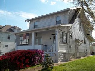 917 School St, Beaver Falls, PA 15010