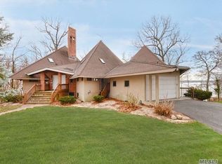 172 Old Winkle Point Rd, Northport, NY 11768