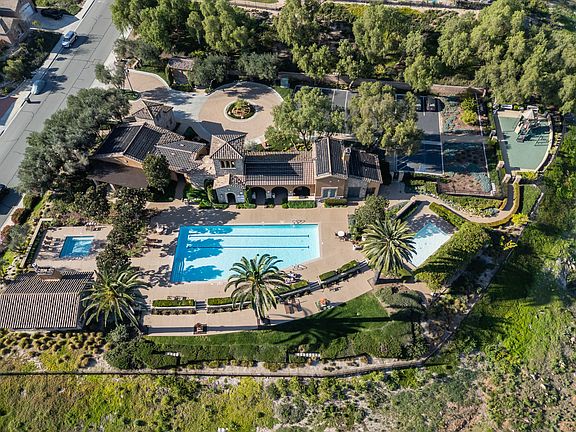 5th image of 756 Agua Vista Dr