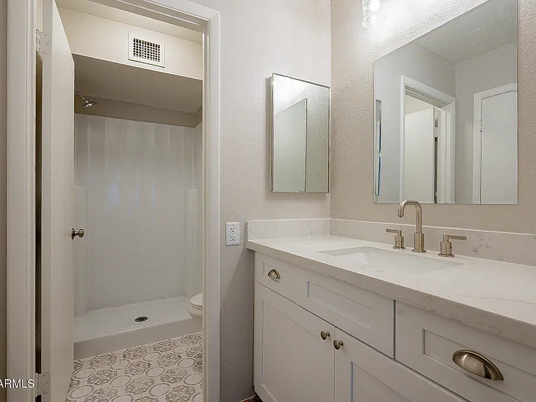5618 S Captain Kidd Ct #D — Photo 20