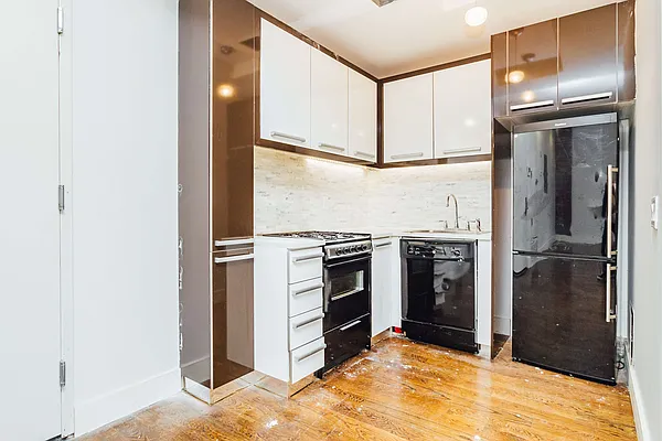 Rented by Nooklyn NYC LLC | media 67