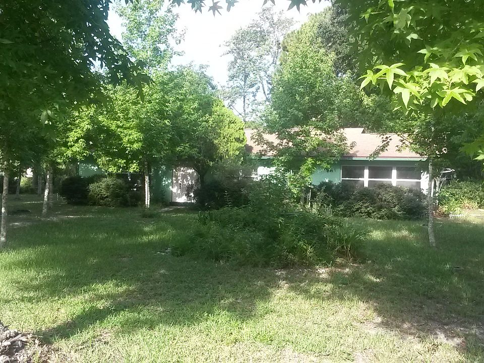 Private Home On Acreage!
