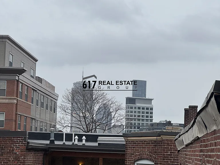 11-2 Euston St — Photo 9
