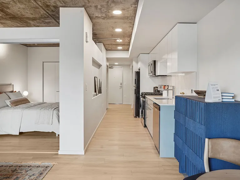 Splash Apartments — Photo 18