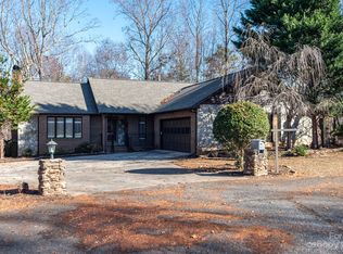 1147 Foxberry Rd, Lincolnton, NC 28092