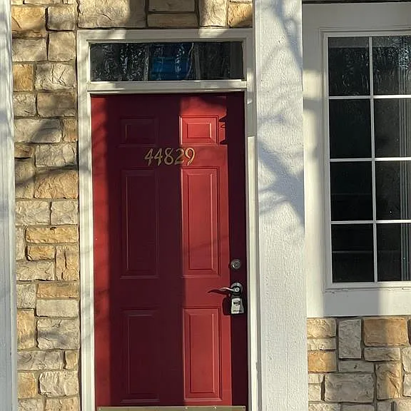 44829 Marigold Dr — Photo 2