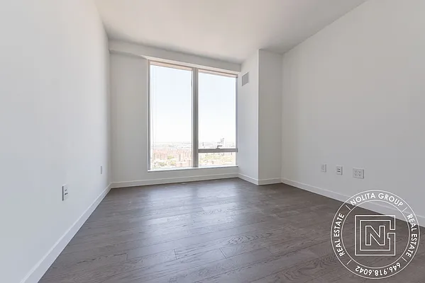 Rented by Nolita Group | media 42