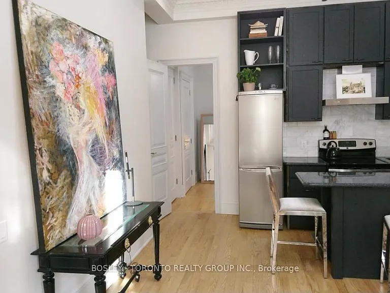 21 Lansdowne Ave #1 — Photo 1